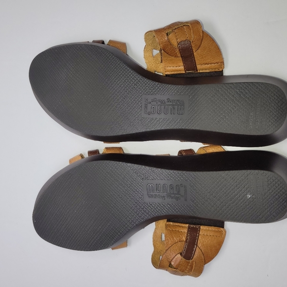 Munro American Walking Wedge Chunky Circle Strap Flat Slide In Sandle Shoe Sz 8 - Picture 2 of 13